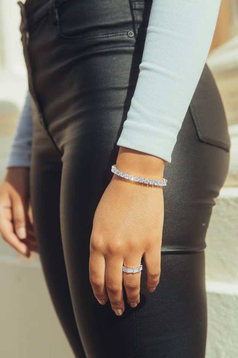 🔥🎁Sparkling Moissanite Bracelet❤️ - Image 9