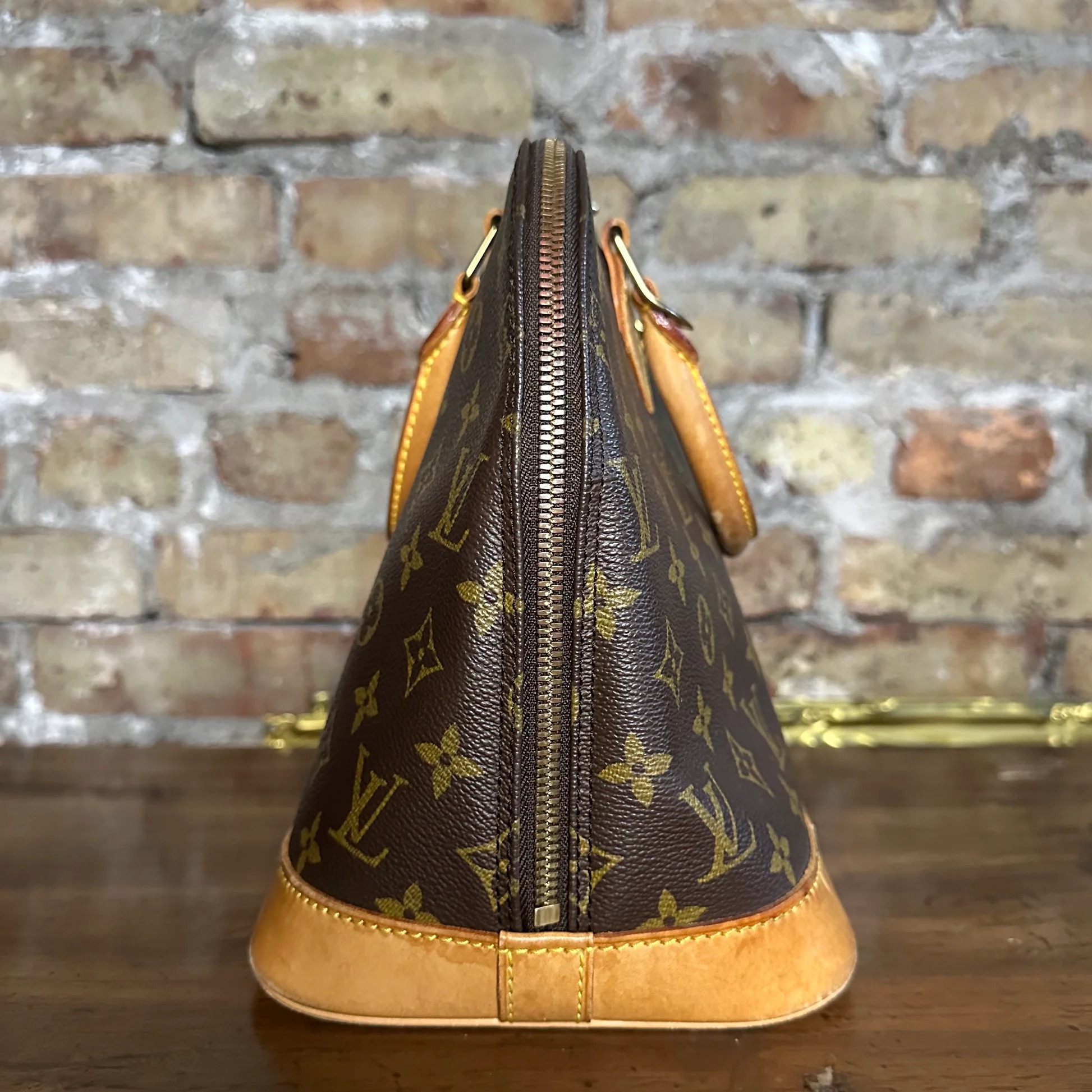 Vintage Louis Vuitton 1996 Monogram Alma PM Bag - Image 2